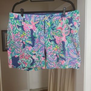 Lilly Pulitzer Jayne Short size 16